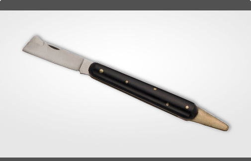 Budding and Grafting Knife with plastic handle and fixed brass bark lifter Length: 10.5 cm
